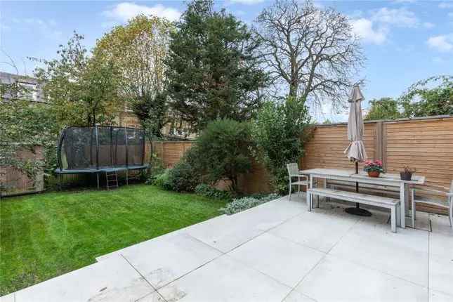 5 Bedroom Family Home for Sale Heaver Estate London