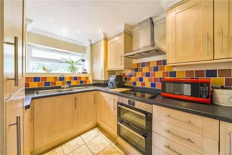 1 Bed Flat for Sale - Cosy Maisonette with Private Garden