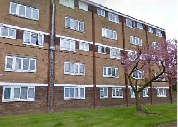 Flat For Rent in Stafford, England