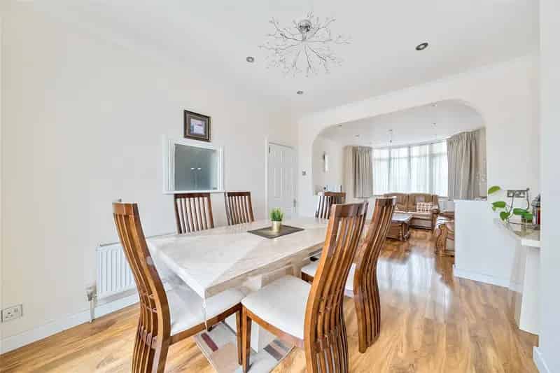 4 bedroom house for sale