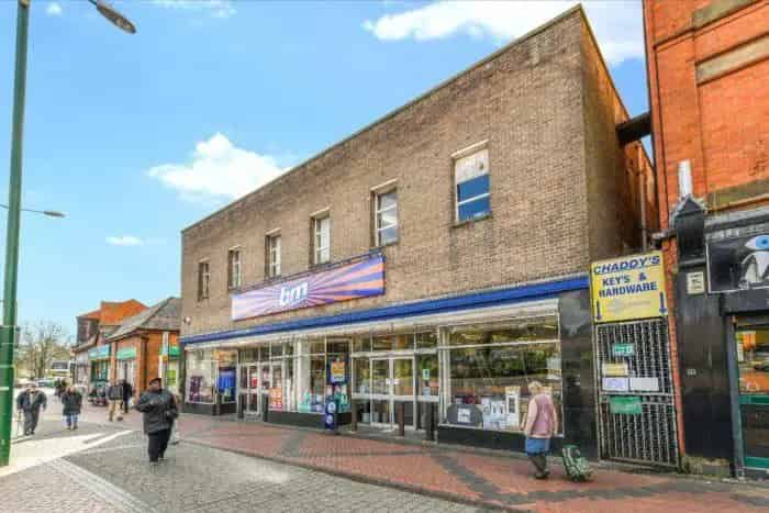 Bulwell Town Centre Retail Unit - 6650 sq ft Ground Floor 5866 sq ft First Floor