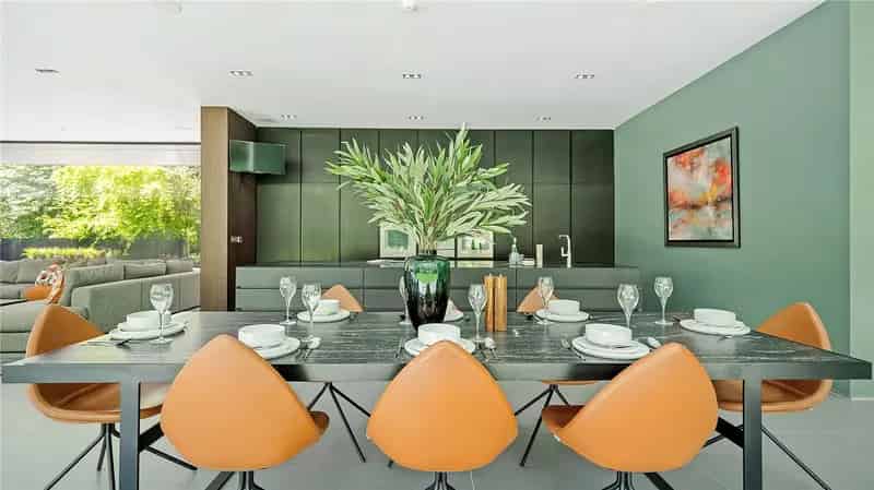 5 Bedroom Modern Home Grand Designs Feature 5 Acres