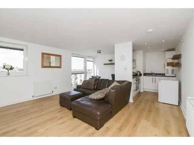 1 Bedroom Flat for Sale in Fettes Edinburgh