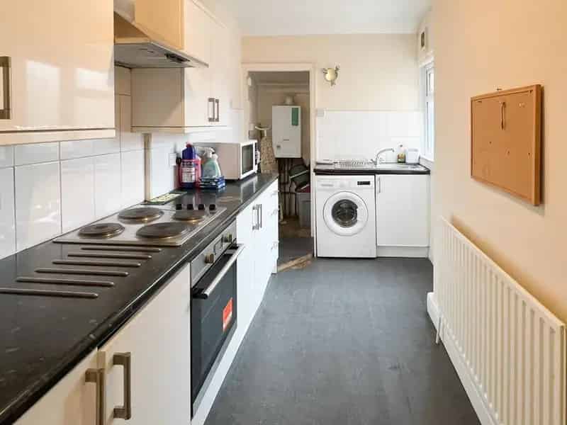 4 Bedroom Terraced House Filton Fully Furnished