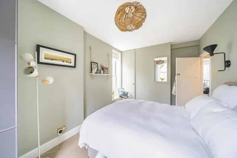 Two Bedroom Flat Near Peckham Rye Station