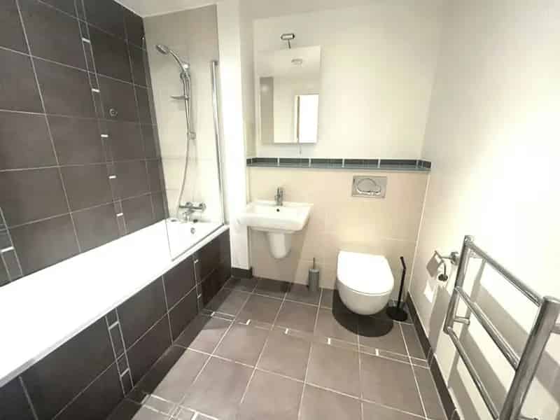 Flat For Sale , Marlborough Avenue, Portsmouth, England