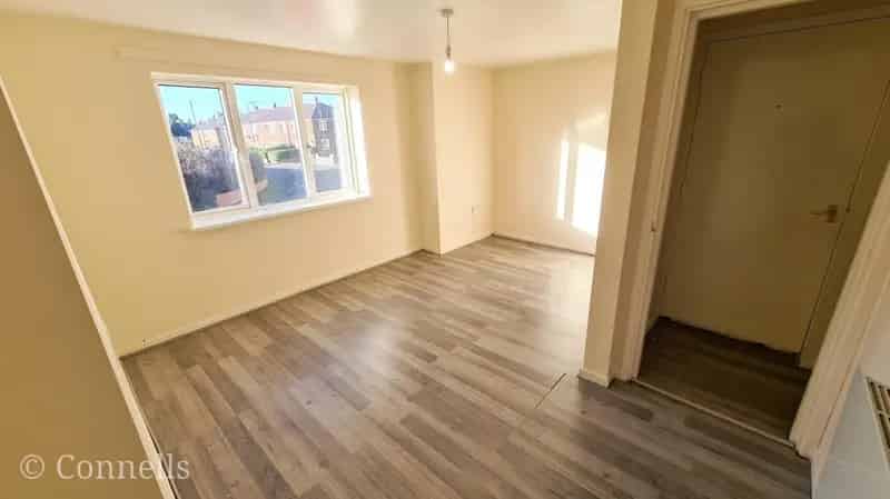 Two Bedroom First Floor Flat Rowley Regis