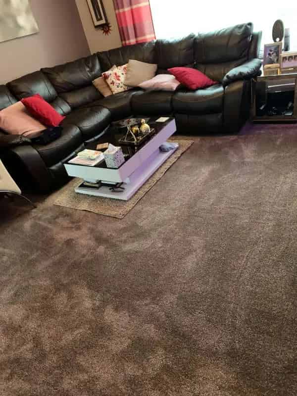 Newly Decorated Home with Parking and Garden Near Train Links