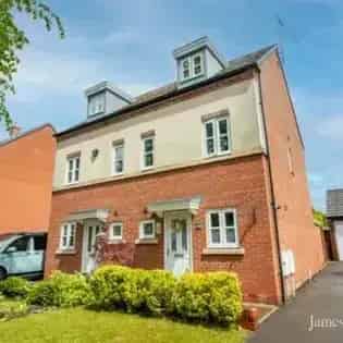 3 Bedroom Semi Detached House Birmingham