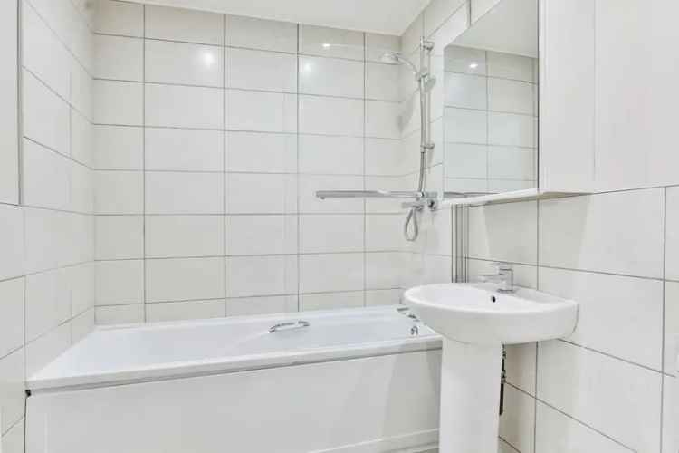 2 Bedroom Flat to Rent Scarborough YO11