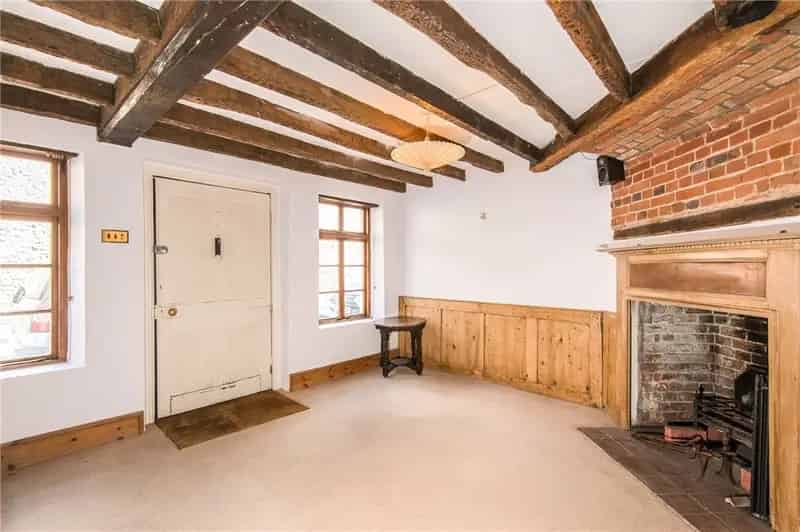2 Bedroom Terraced House in Hampshire