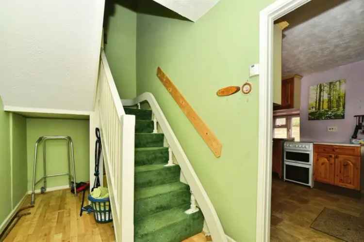 Highworth 2-Bed Cottage - Characterful Home Requiring Modernisation