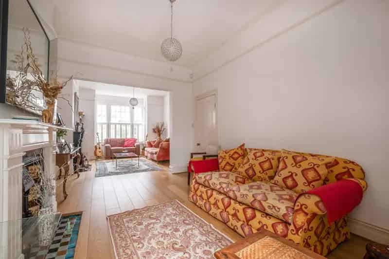4 Bedroom Period House for Sale Chelverton Road