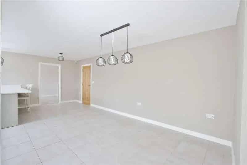 5 Bed Detached House for Sale