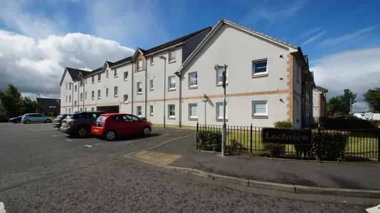 2 Bedroom Flat for Sale Gartcosh Modern Ground Floor