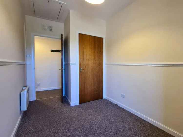 Flat For Sale in Elgin, Scotland