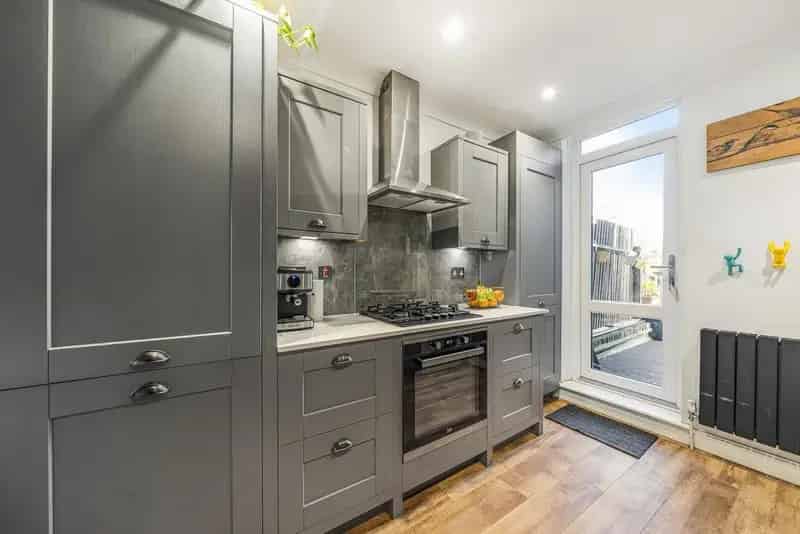 3 Bed Victorian Conversion Flat SE13 - Large Reception, 3 Bathrooms, Garden