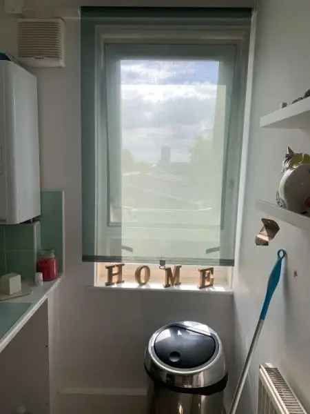 Bright Flat near Upper Street Angel 20 min to Kings Cross