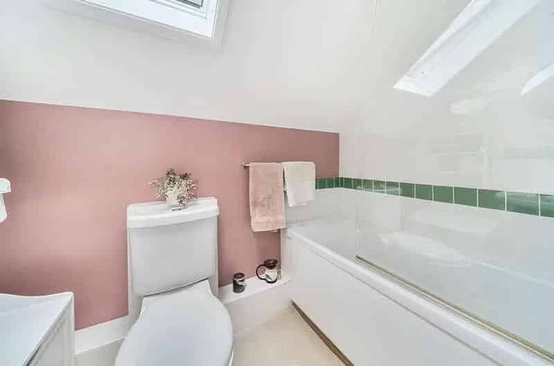 3 Bed Detached House For Sale