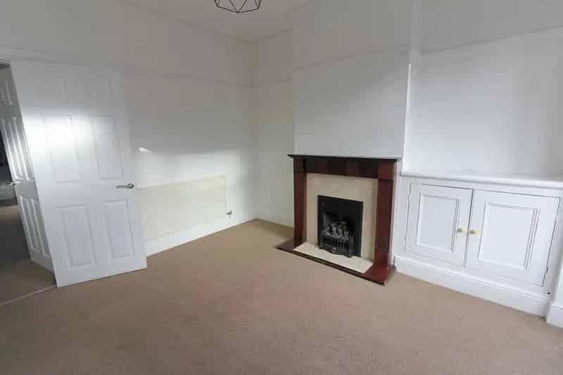 2 Bedroom Terraced House for Sale Clarendon Park