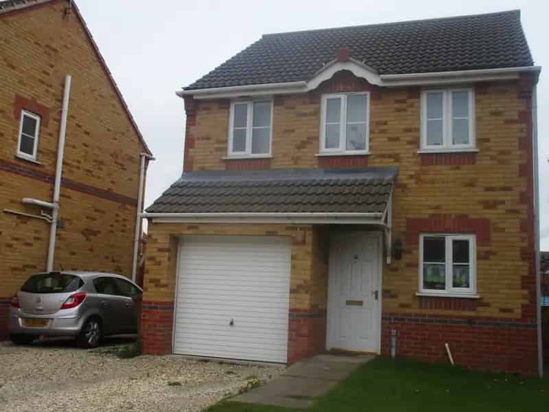 3 bedroom House
 To Rent