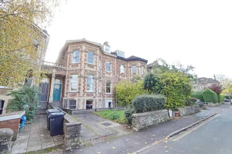 3 Bedroom Flat to Rent