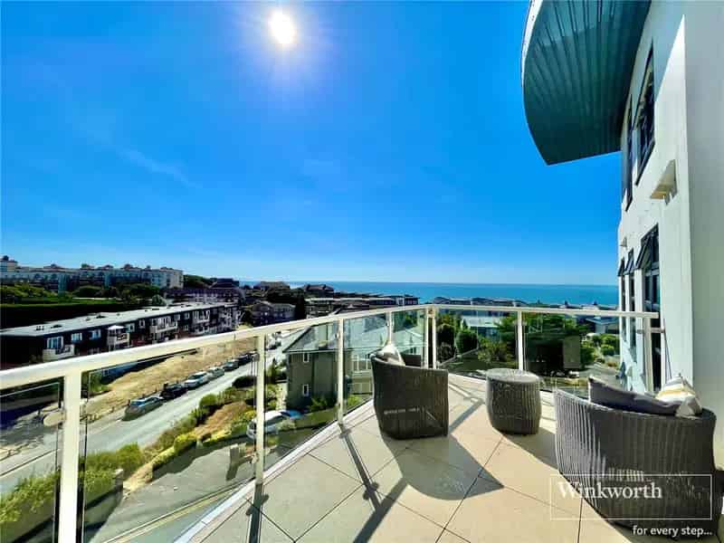 2 Double Bedroom Apartment Southbourne Near Beach
