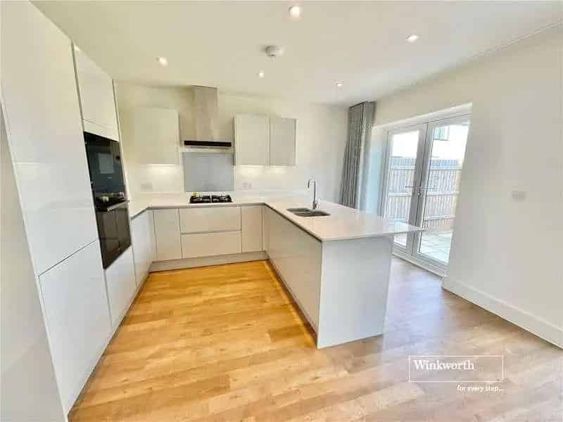 4 Bed House for Sale Near Friars Cliff Beaches