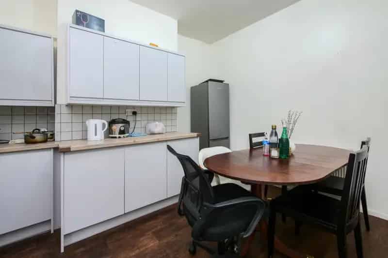 3 bedroom House
 For Sale 
Total Size: 736 SQ FT