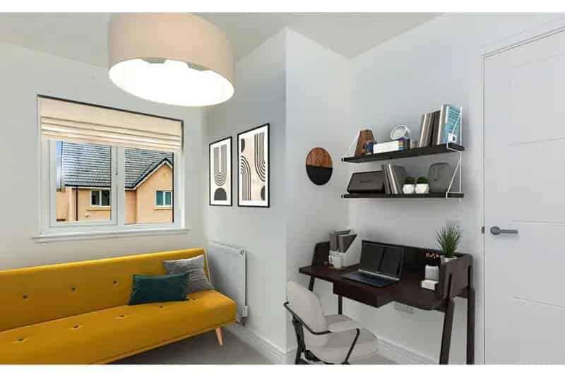 4 Bed Detached House with Open Plan Living and Garage