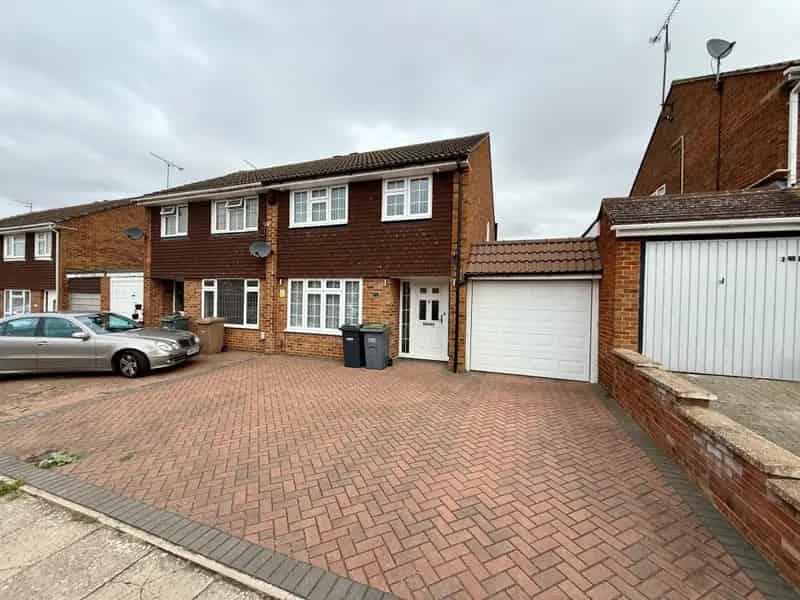 House For Rent , Old Bedford Road, England