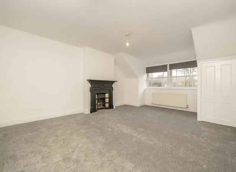 Beautiful Two Bedroom Flat Highgate Period Conversion
