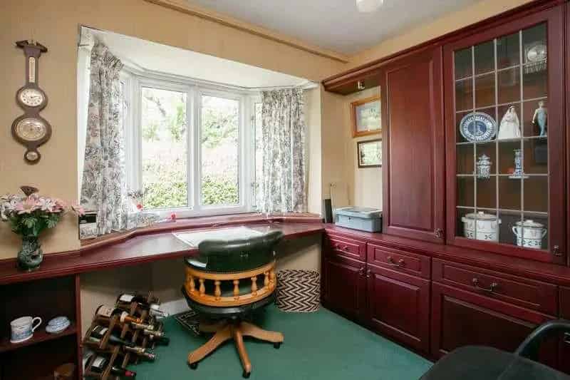 5 Bed House for Sale Folkestone West End
