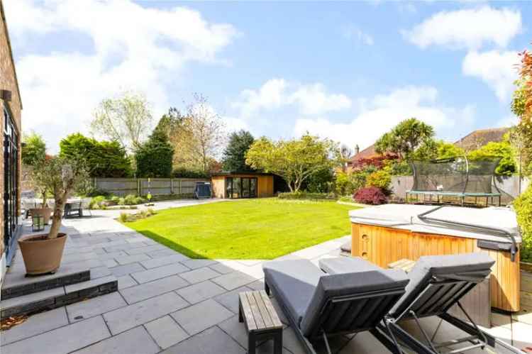 5 Bedroom Detached House for Sale Talbot Woods