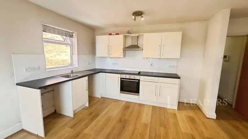 2 bedroom flat to rent