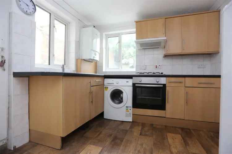 5 Bedroom House to Rent Bills Included Option Available