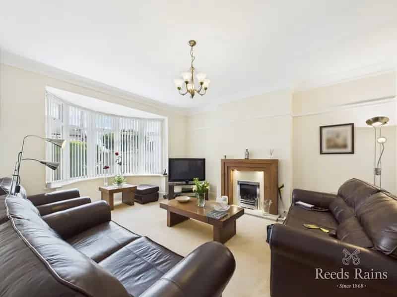 4 Bedroom Semi Detached House for Sale Hull