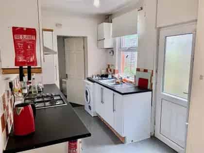 4 Bedroom House Birmingham Near UOB