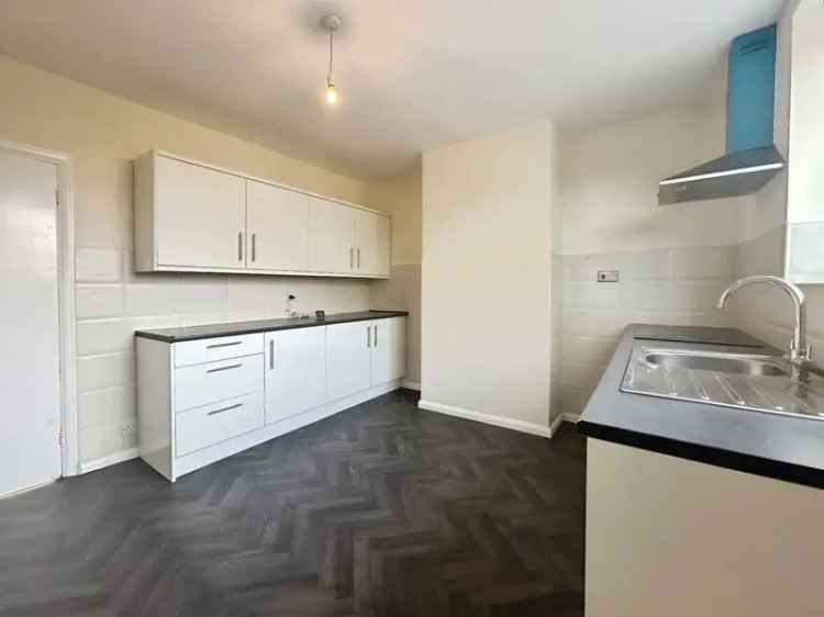 3 Bedroom Semi Detached House to Rent Stockport