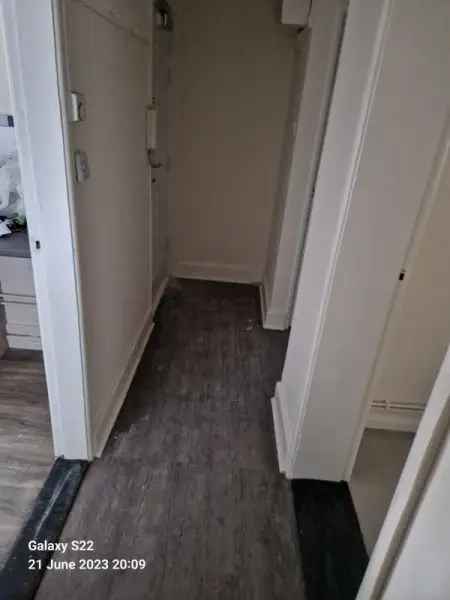 Flat For Rent in Southend-on-Sea, England