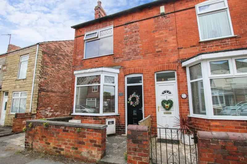 3 Bed Semi-Detached House For Sale