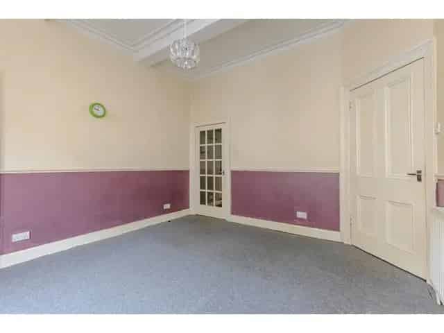 2 Bedroom Flat for Sale in Dalry