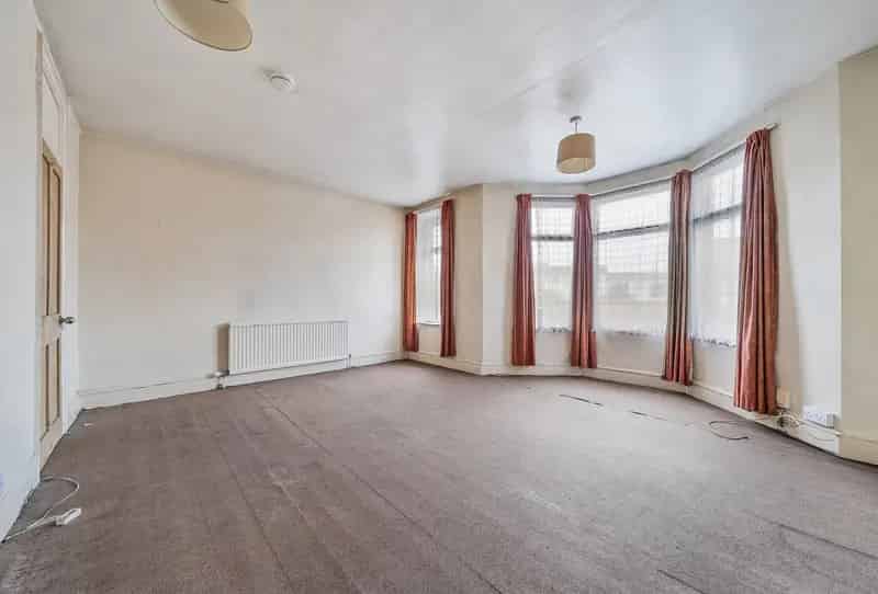 3 Bedroom House for Sale in South Bristol