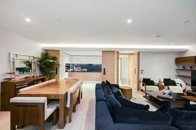 Luxury 2-Bed Flat in London SE1 with Panoramic River & City Views