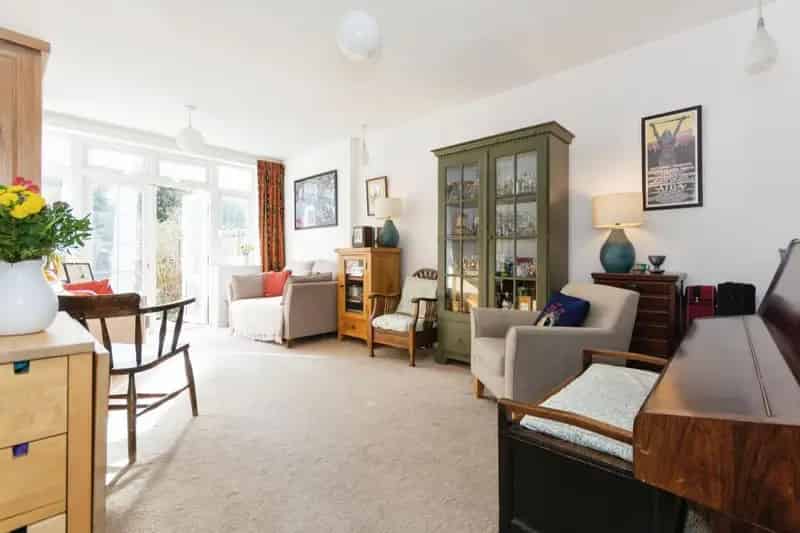 4 Bedroom Semi-Detached House for Sale Hall Green