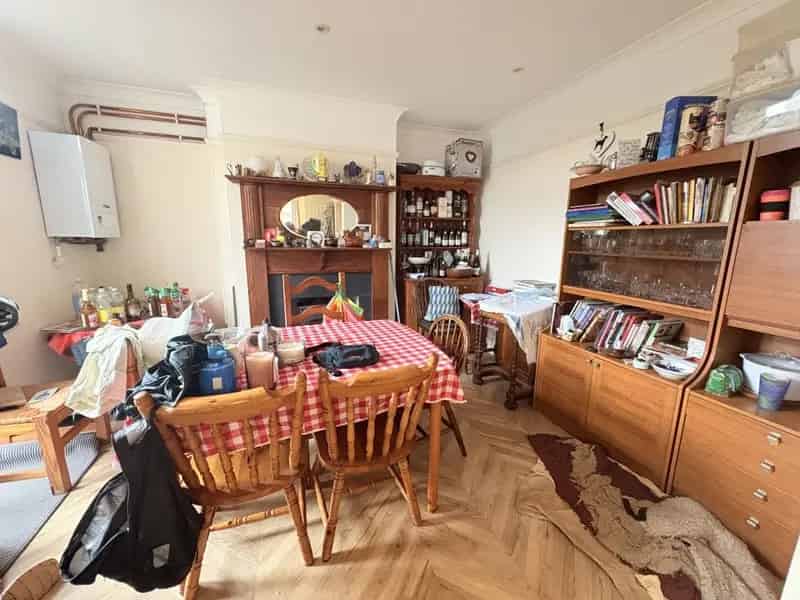 Five Double Bedroom House Heavitree Pets Welcome