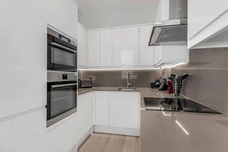 Short Let Two-Bedroom Property All Bills Included