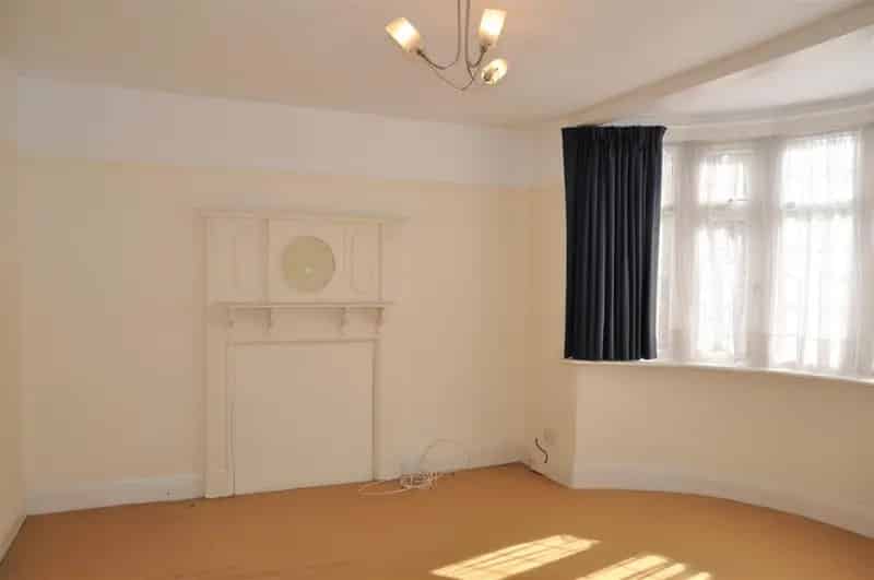 3 bedroom House
 To Let