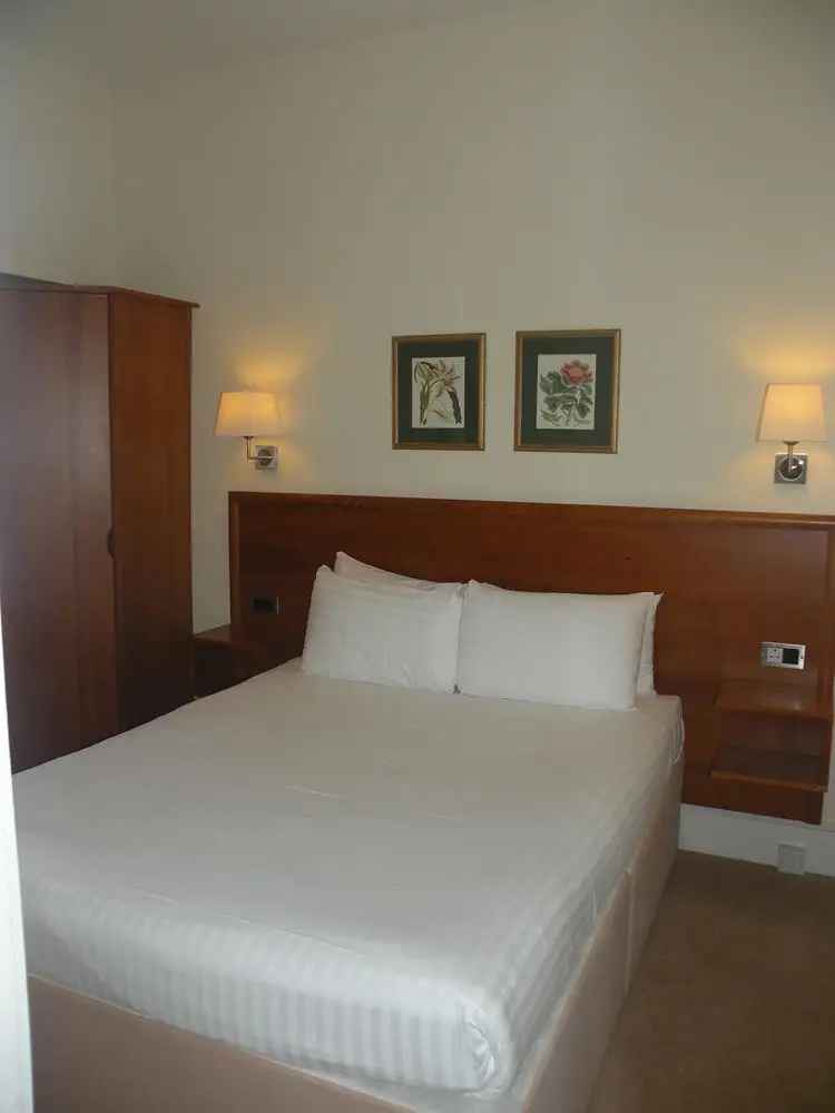 2 Bedroom Apartment to Rent Near Union Street