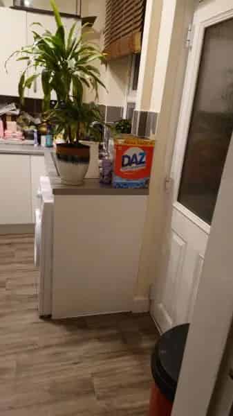 Large 2 Bed House Near Town Centre
